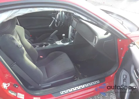 2017 Toyota 86 z USA, uszkodzony, nr VIN JF1ZNAA11H8703132